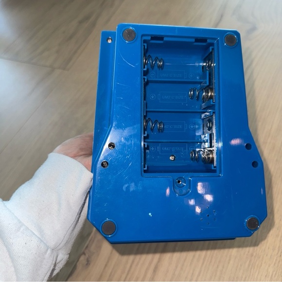 Space Invaders Retro Blue Arcade Game - Picture 6 of 8